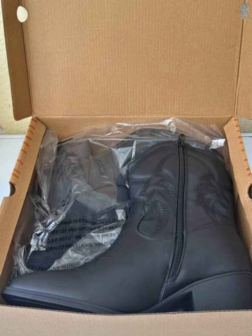 NEW Women's Black Western Embroidered Cowboy Boots Size 10 - Picture 8 of 9